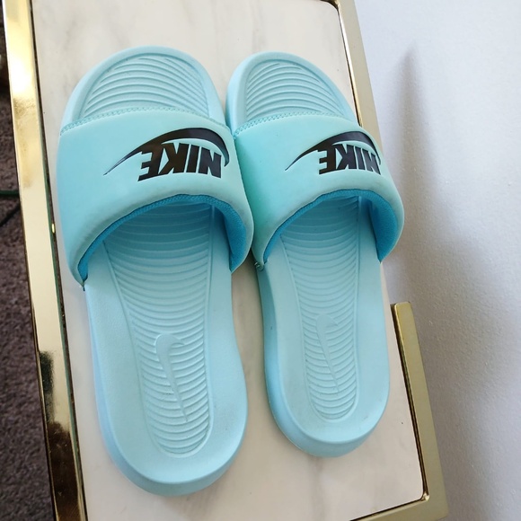Nike Aqua Blue Lightweight Slide Comfort Sandals Size 7 - Picture 2 of 6